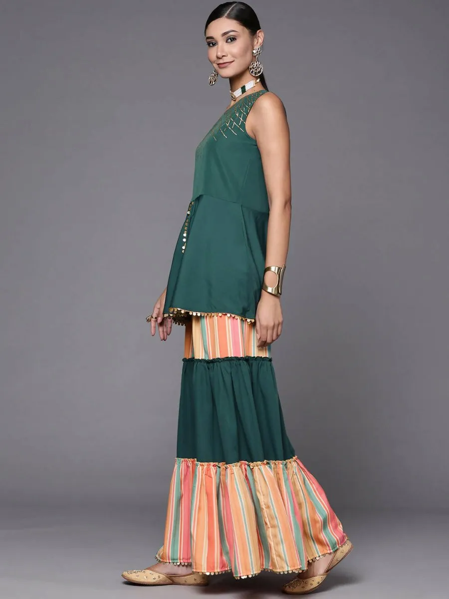 Ahalyaa Green Yoke Geometric Printed High Slit Sequinned Kurti with Sharara