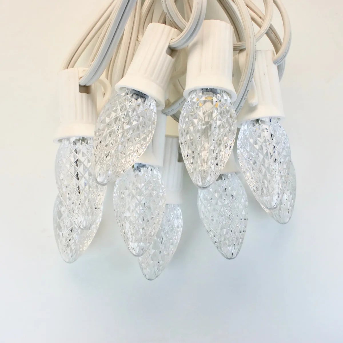 C7 Pure (Cool) White Twinkle LED Bulbs E12 Bases (25 Pack)