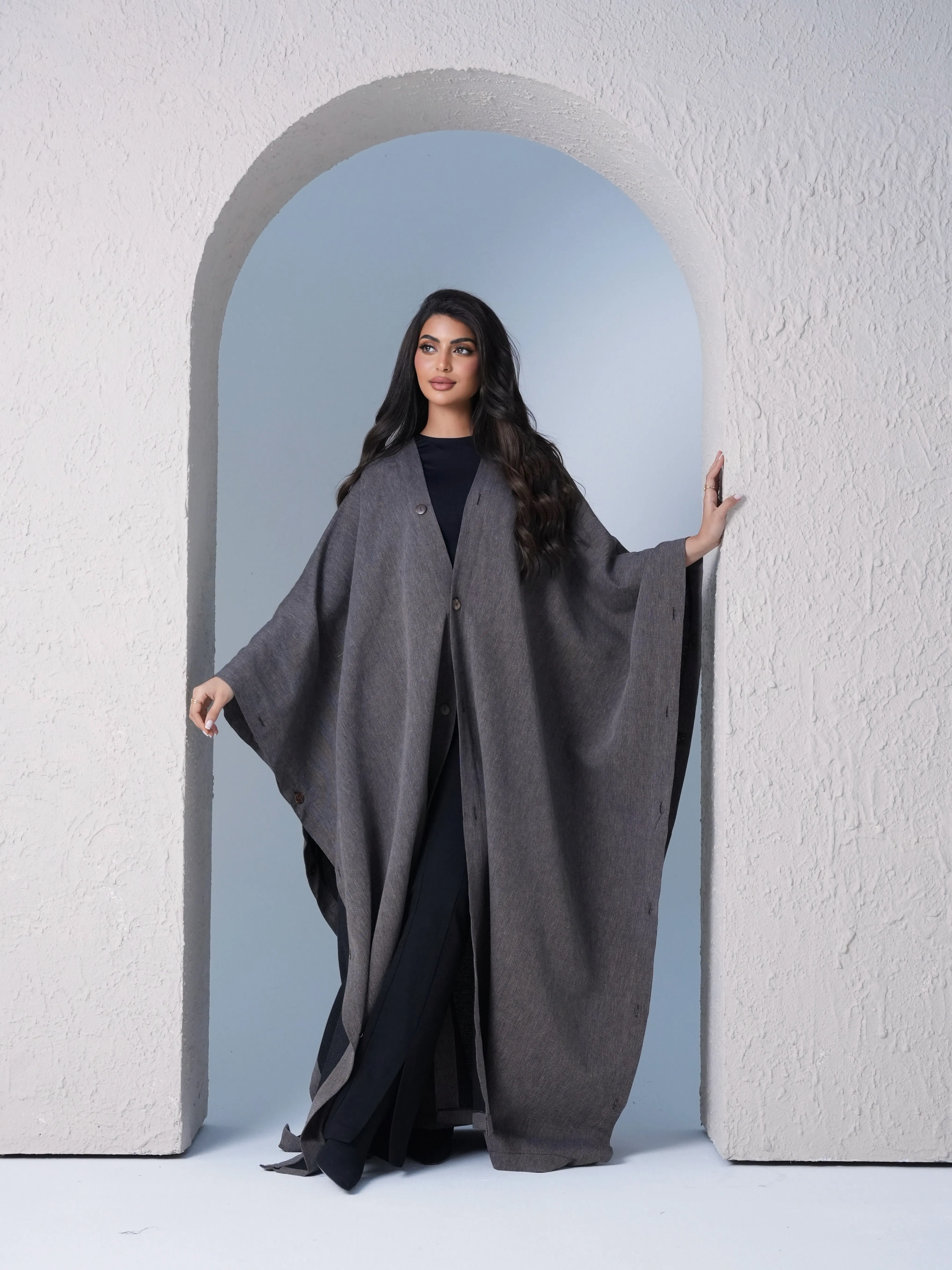 FABULOUS OPEN BISHT ABAYA #532