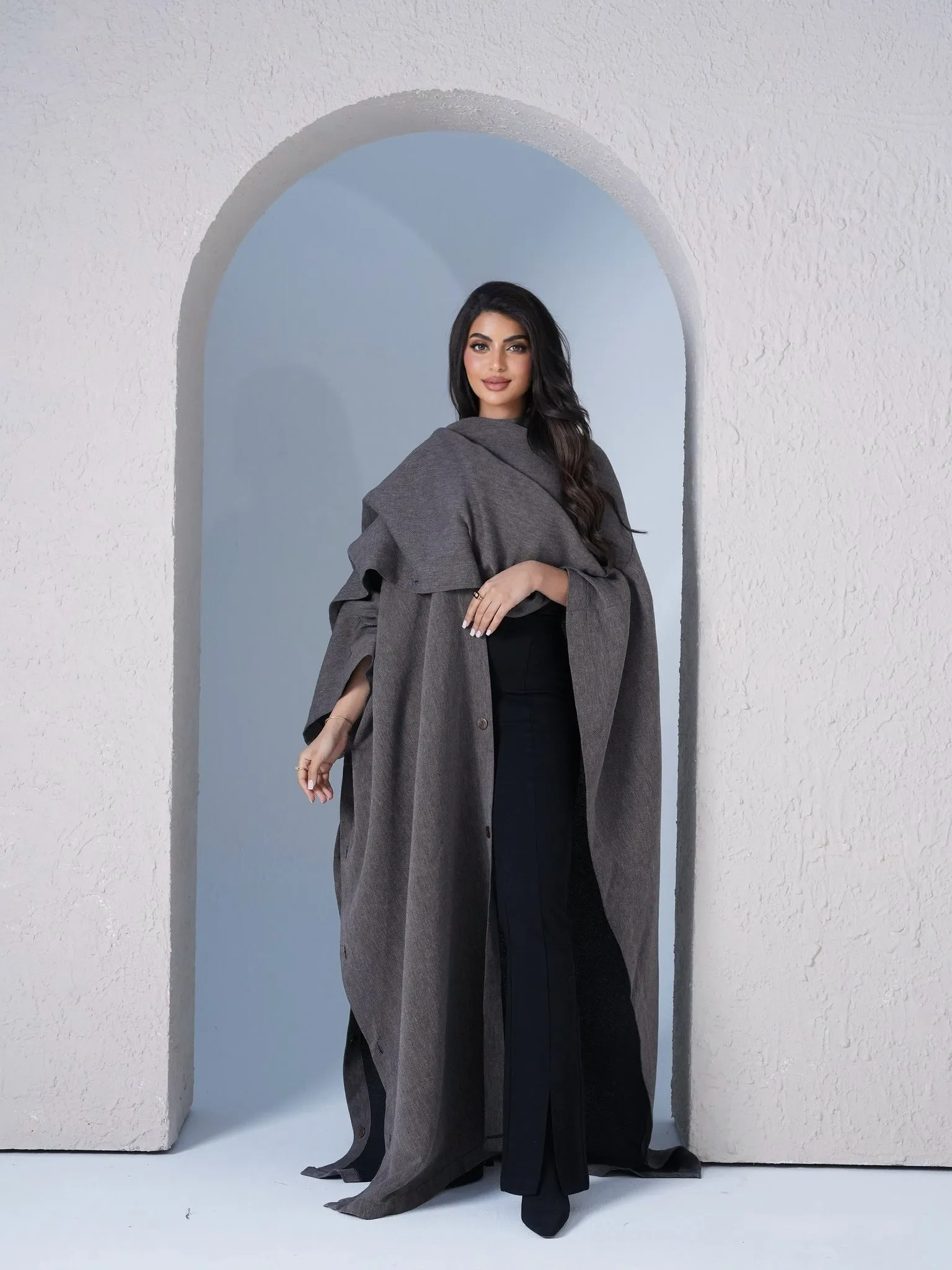 FABULOUS OPEN BISHT ABAYA #532
