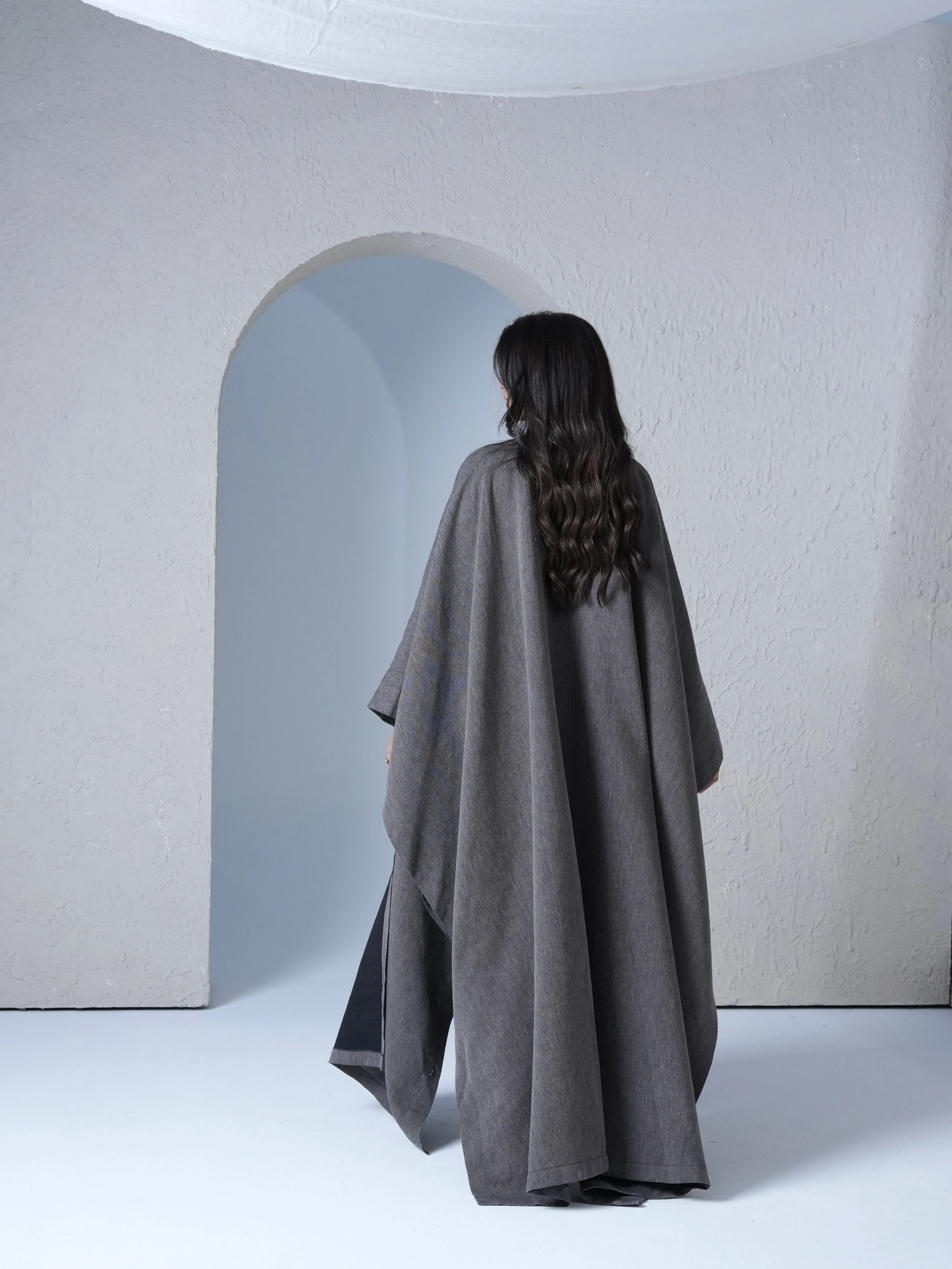 FABULOUS OPEN BISHT ABAYA #532