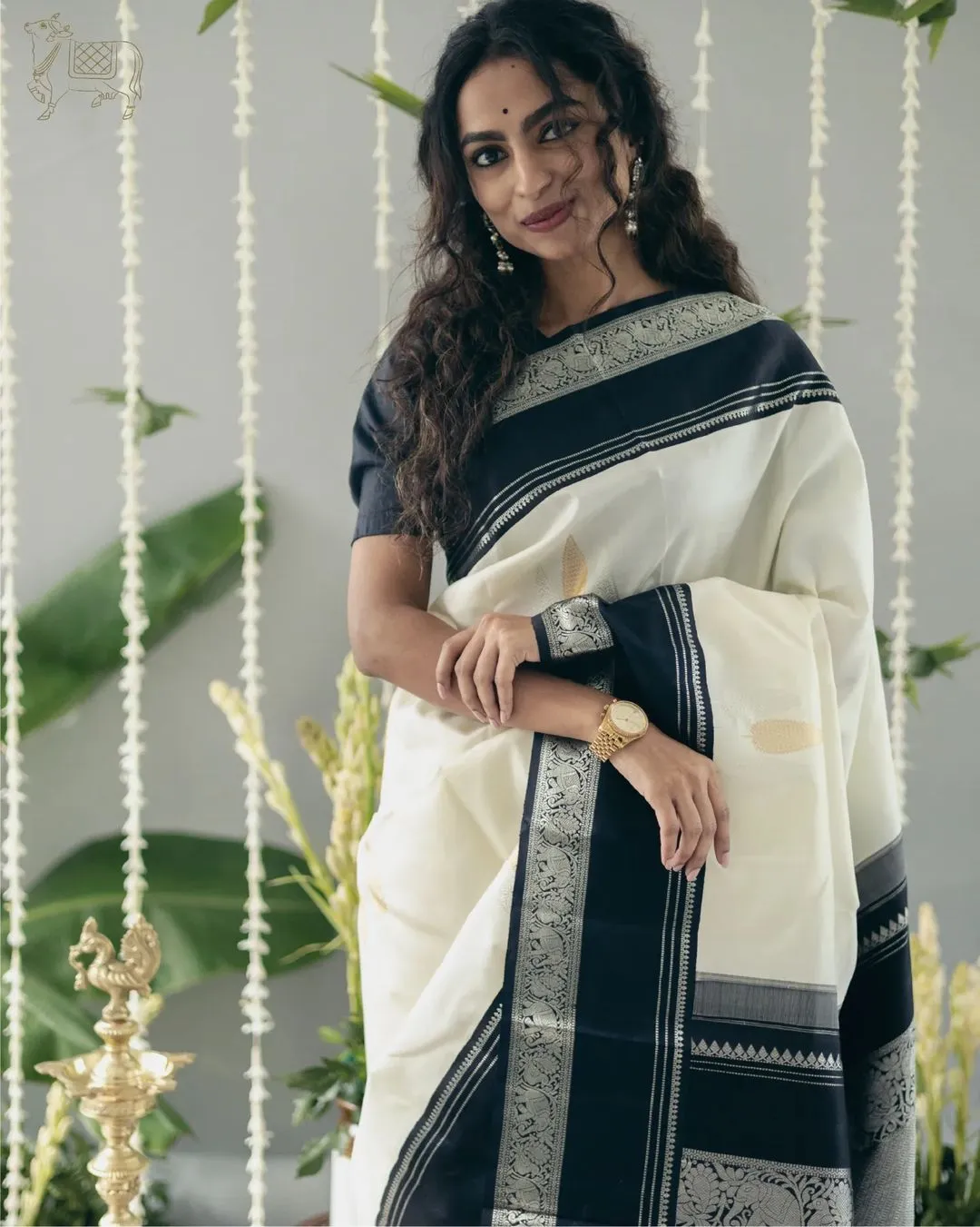 Palimpsest Off White Soft Silk Saree With Supernal Blouse Piece