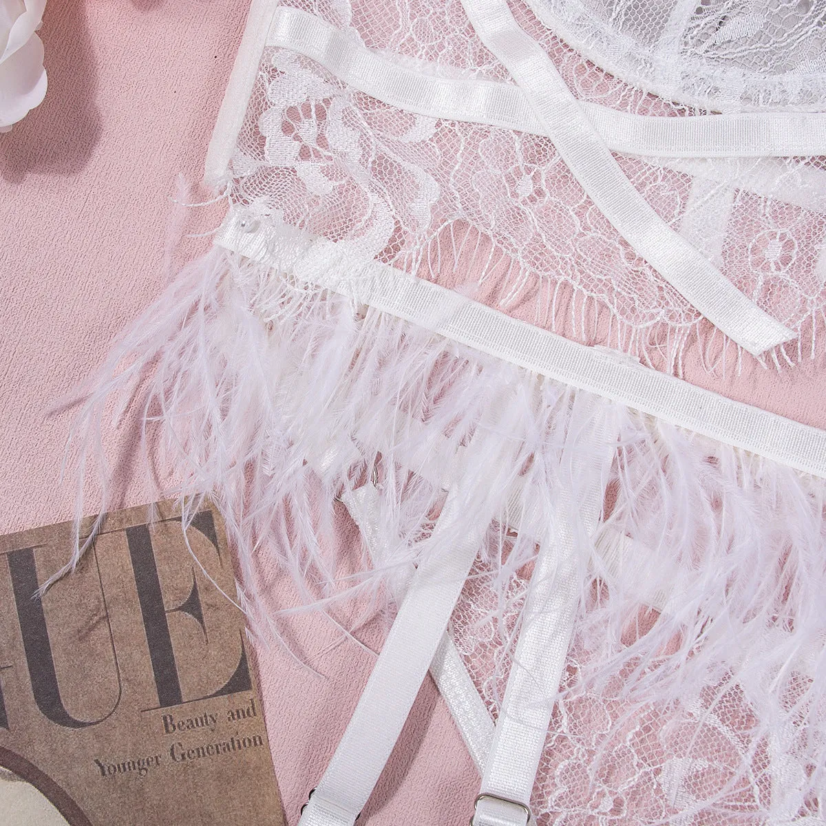 Women's Lace Slim Fit Three-Piece Underwear Set